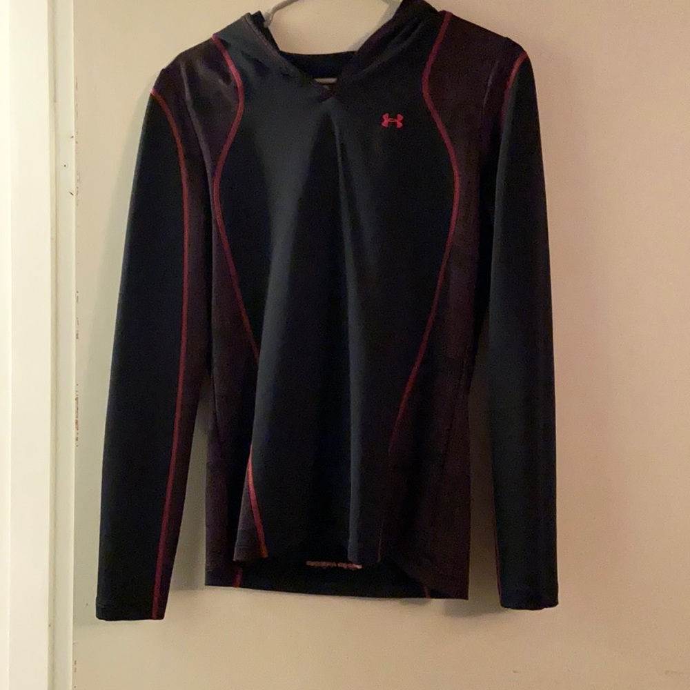 Under armour hoodie M